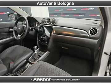 Car image 15