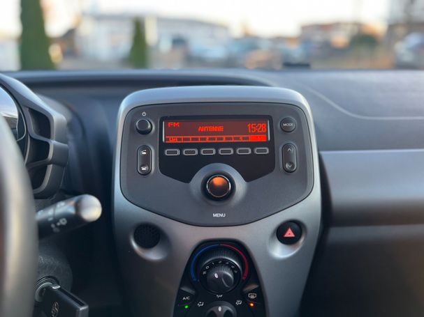 Toyota Aygo 53 kW image number 16