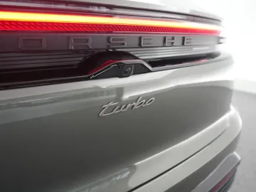 Car image 40