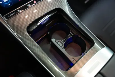 Car image 38