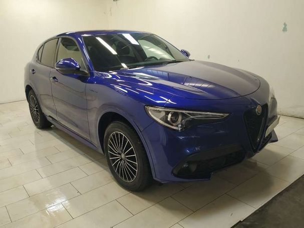 Alfa Romeo Stelvio 2.2 Q4 154 kW image number 2