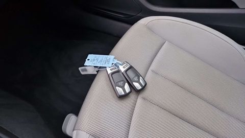 Car image 31