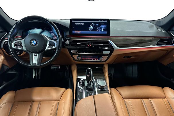 BMW 530d M Sport Edition xDrive 210 kW image number 13