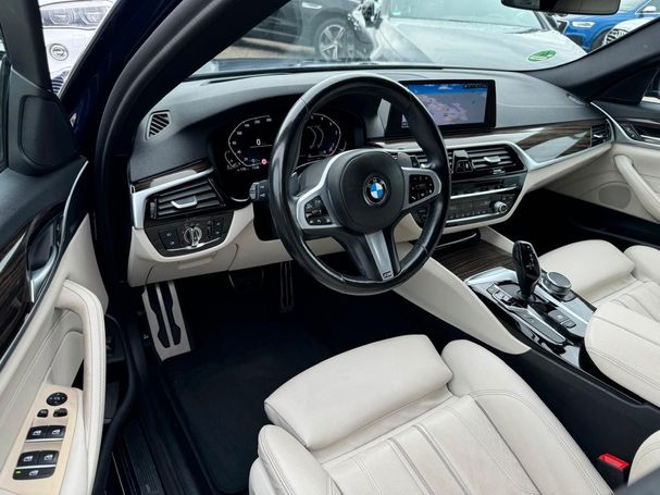 BMW 530d Touring 195 kW image number 14