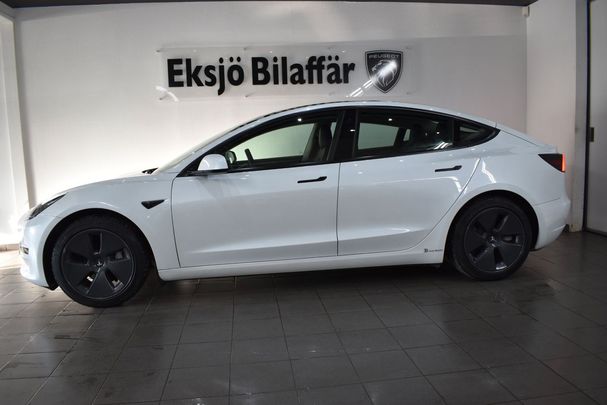 Tesla Model 3 Standard Range Plus 239 kW image number 5