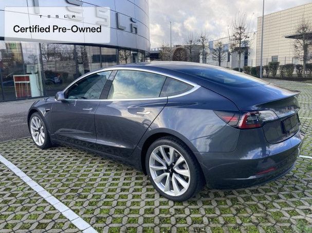 Tesla Model 3 Long Range AWD 258 kW image number 3