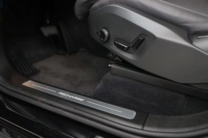 Car image 41