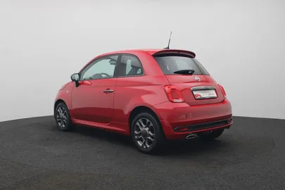 Car image 4