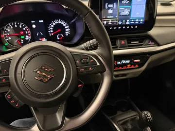 Car image 22
