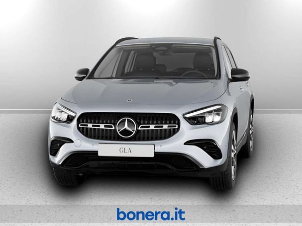 Mercedes-Benz GLA 180 d 85 kW image number 2