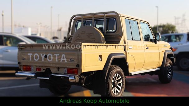 Toyota Land Cruiser 2.8 150 kW image number 2