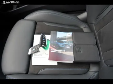 Car image 41