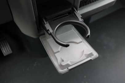 Car image 37