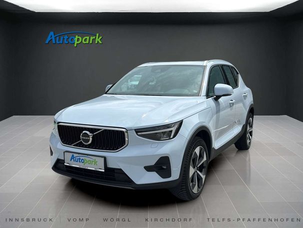 Volvo XC40 Core 95 kW image number 1