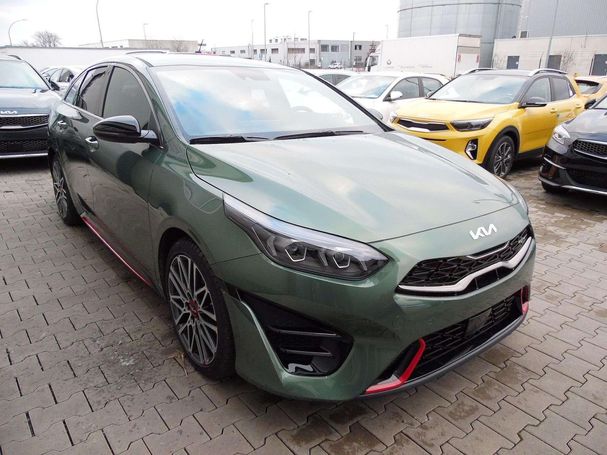 Kia ProCeed GT 150 kW image number 2