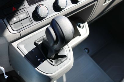 Car image 37