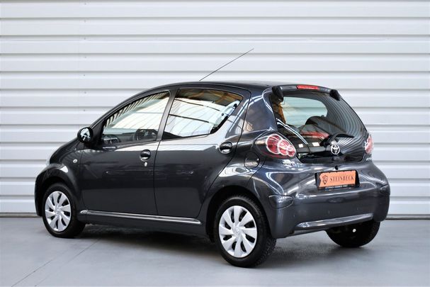 Toyota Aygo 50 kW image number 5