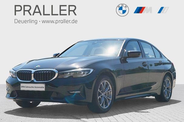 BMW 330 e M Sport 215 kW image number 1