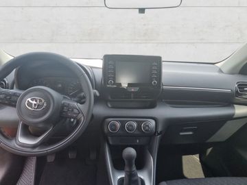 Car image 11