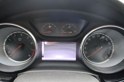 Car image 35