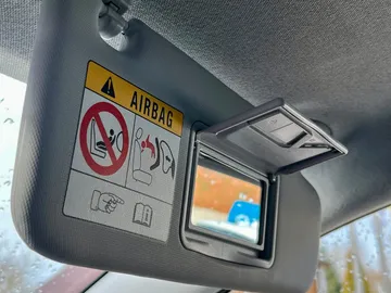 Car image 42