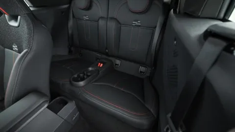 Car image 24