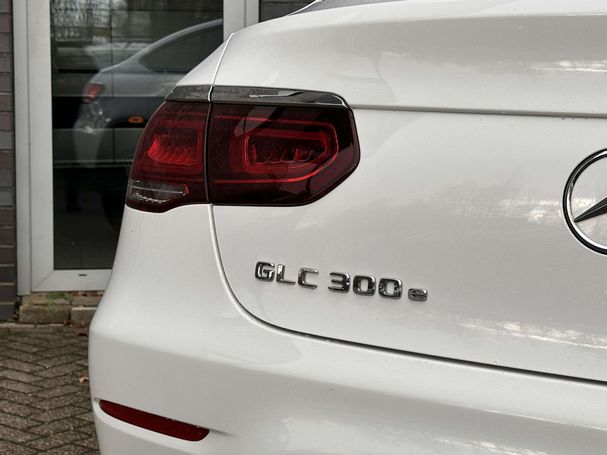 Mercedes-Benz GLC 300 e 4Matic 235 kW image number 3