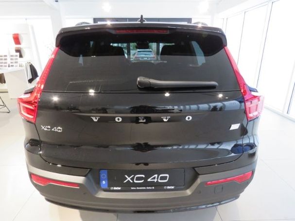 Volvo XC40 Single Motor Extended Range Plus 185 kW image number 2