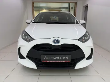 Car image 3