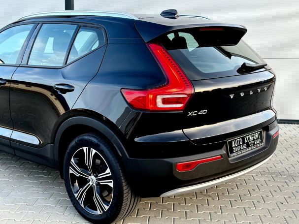 Volvo XC40 D4 AWD Momentum Pro 140 kW image number 21