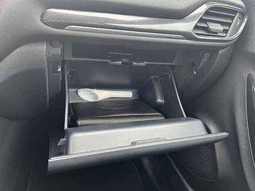 Car image 37