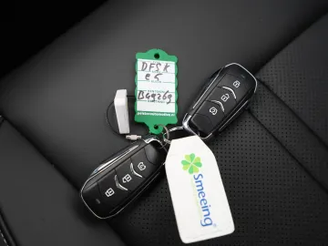 Car image 37