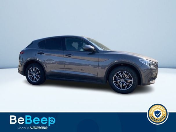 Alfa Romeo Stelvio 2.2 Q4 140 kW image number 3