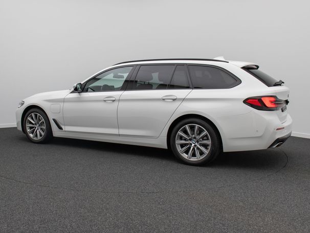 BMW 530 Touring 215 kW image number 14