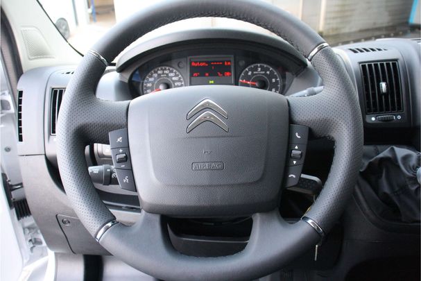 Citroen Jumper 30 103 kW image number 25