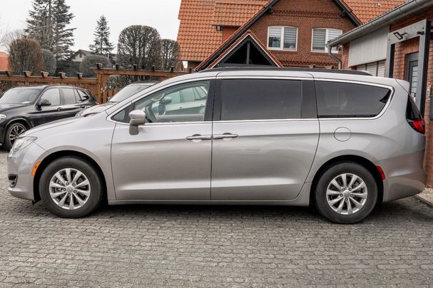 Chrysler Pacifica 3.6 219 kW image number 4