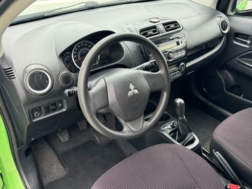 Car image 26