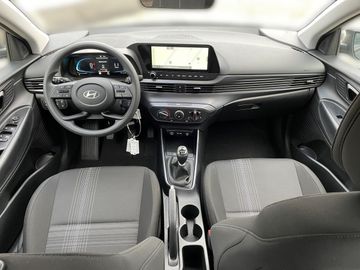 Car image 11