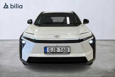 Car image 2