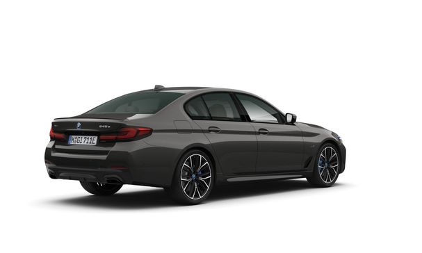 BMW 545 e xDrive 290 kW image number 2