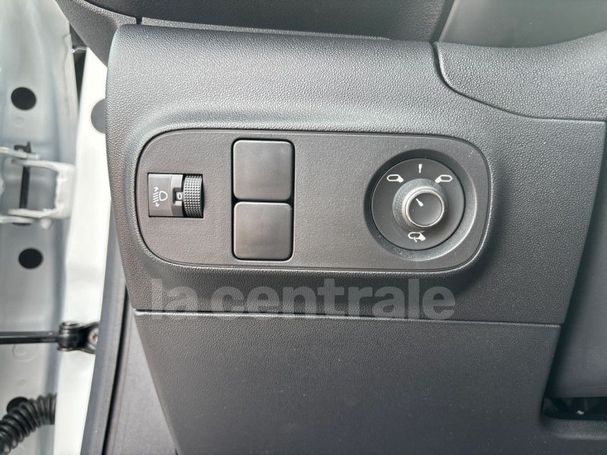 Citroen C3 Pure Tech 110 S&S C-Series 81 kW image number 9