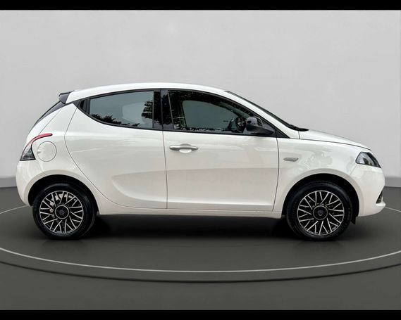 Lancia Ypsilon 51 kW image number 3