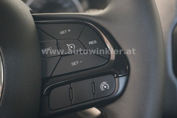 Jeep Renegade 88 kW image number 14