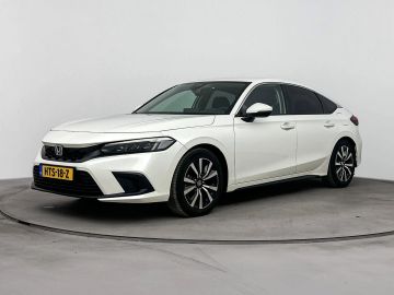 Car image 30