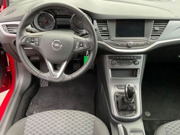 Car image 15