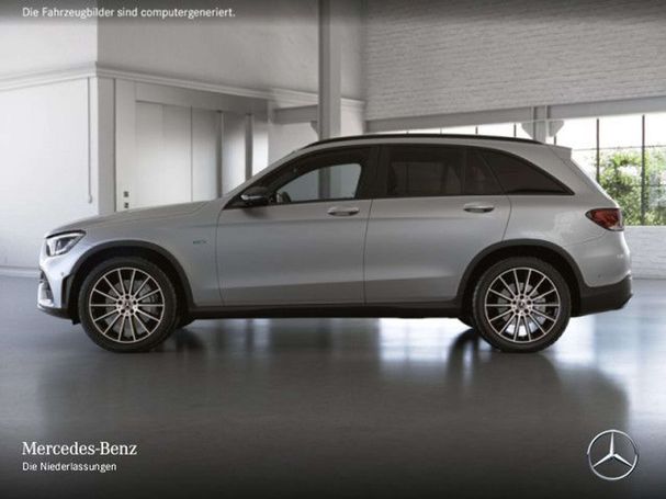 Mercedes-Benz GLC 300 de 225 kW image number 6