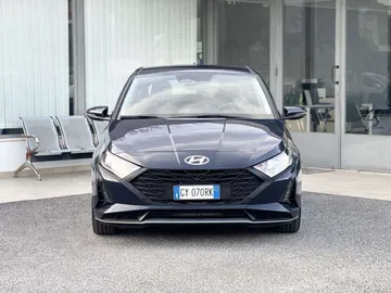Car image 3