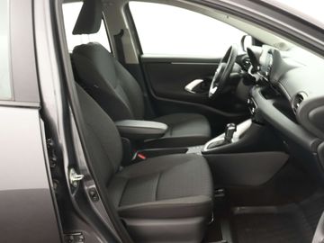 Car image 30