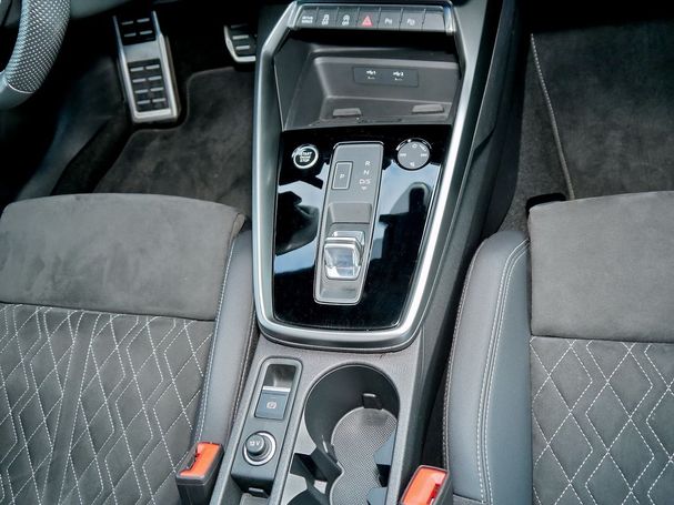 Audi A3 35 TFSI S tronic S-line 110 kW image number 9