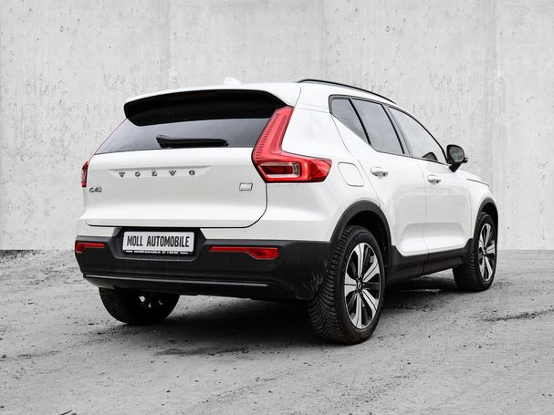 Volvo XC40 Recharge Plug-in Hybrid T4 Plus Dark 155 kW image number 2